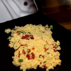 Кускус със сушени домати