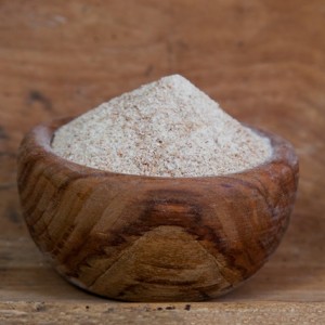 Натурално пълнозърнесто пшенично брашно