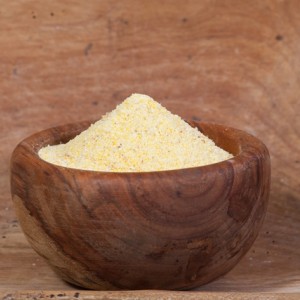 Натурално пълнозърнесто брашно от царевица
